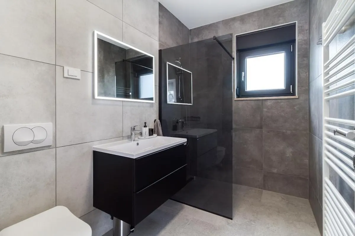 Villa L&Z Glavani